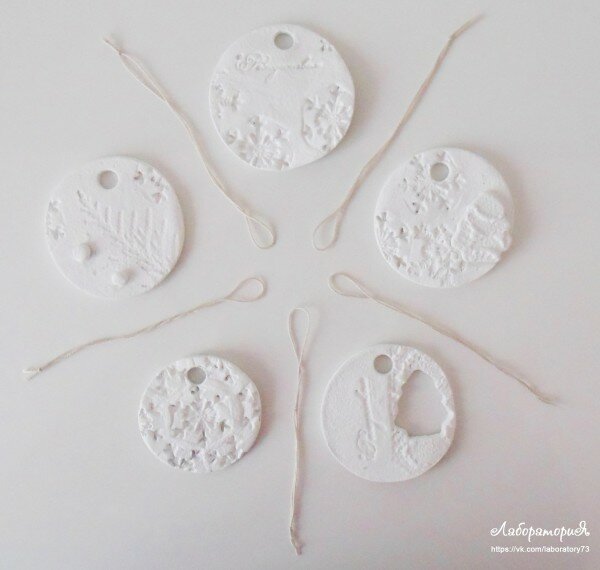 Новогодние игрушки своими руками